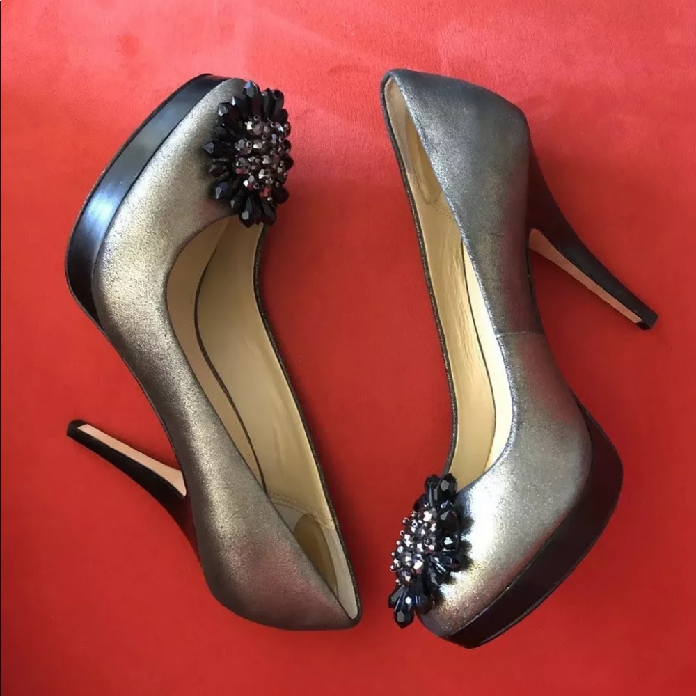 COACH BERGEN GOLD LEATHER PLATFORM HEELS SIZE 6.5M